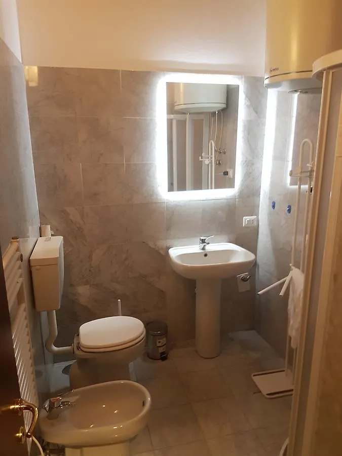 Mazzini 33 Hotel Verona 3*,  Italy